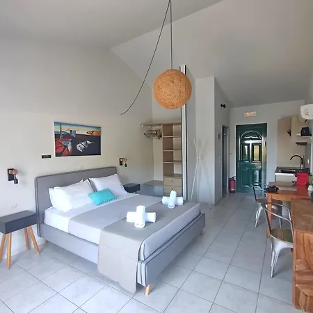Kykeon Apartman Kateliósz